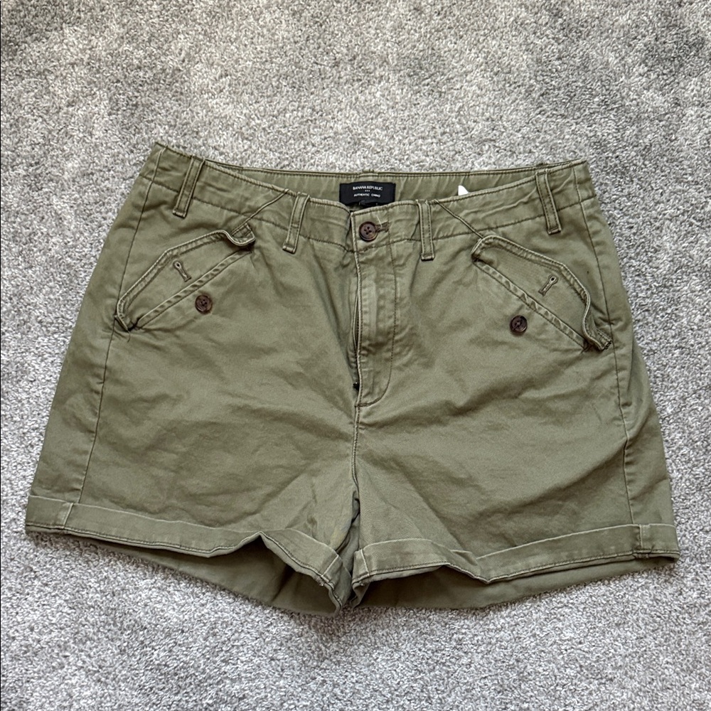 Banana Republic Chino Olive Green Women's Shorts